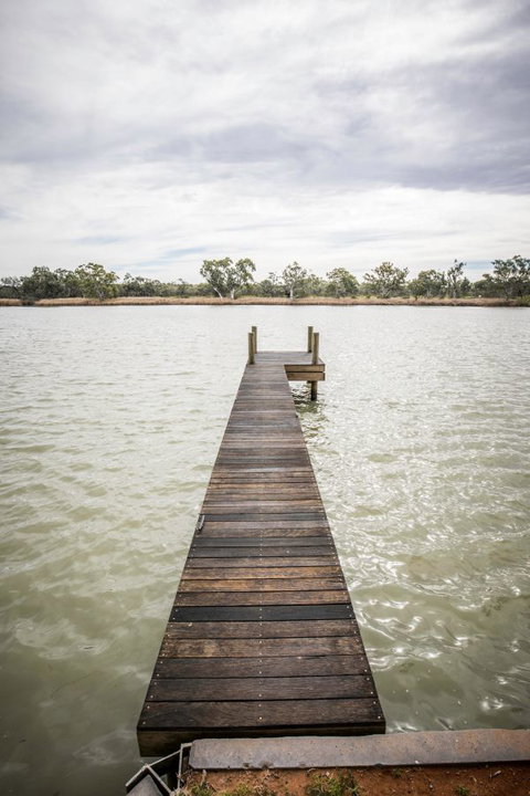 River Shack Rentals - Living The Dream - Kawana Tourism 102